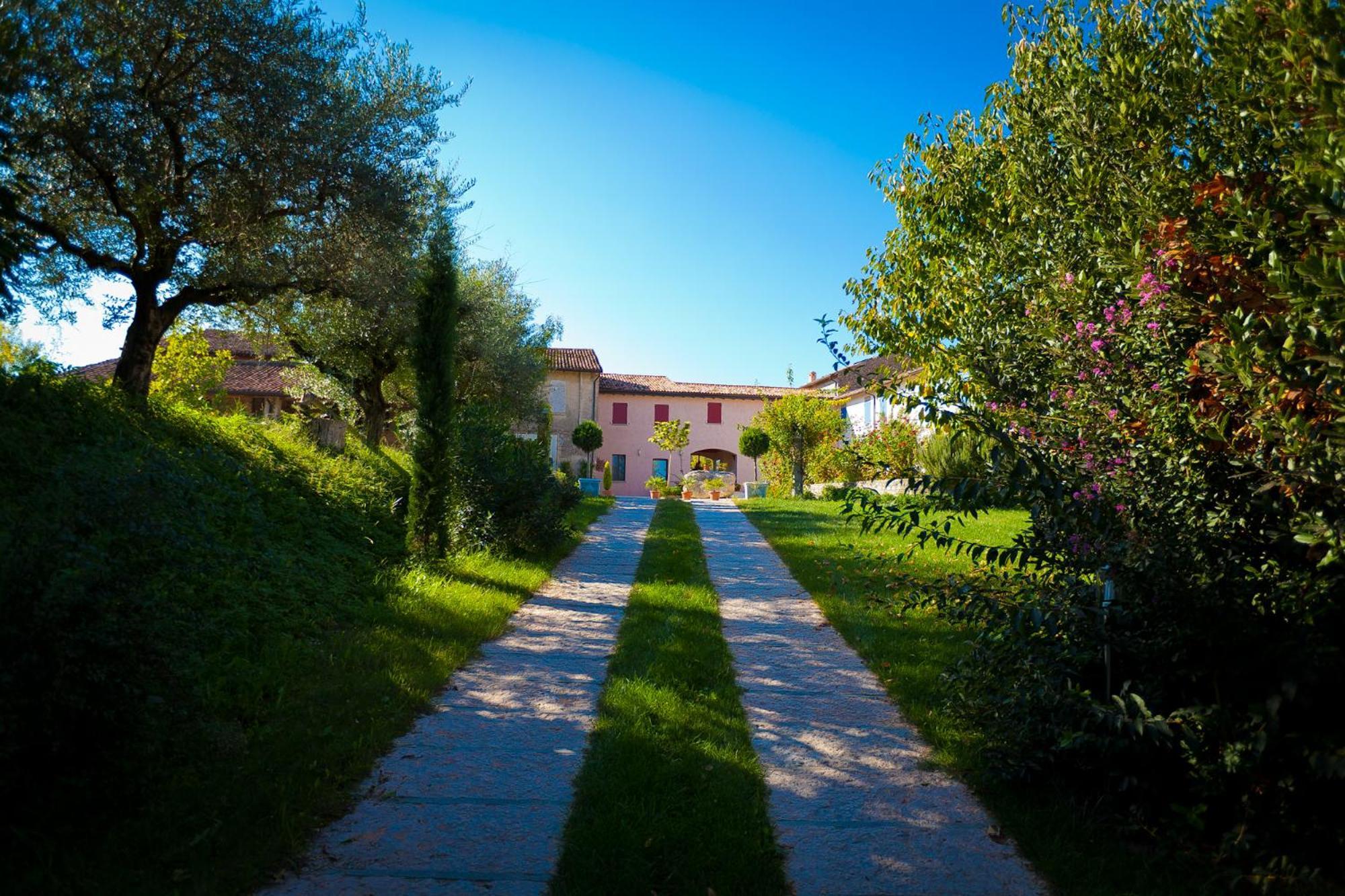Agriturismo Con Cucina Tipica Nuova Scardua Cavriana エクステリア 写真